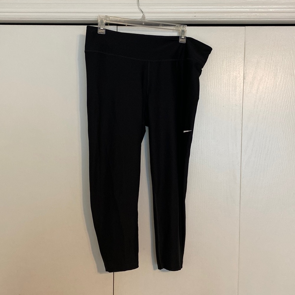 Nike Dri Fit Capris